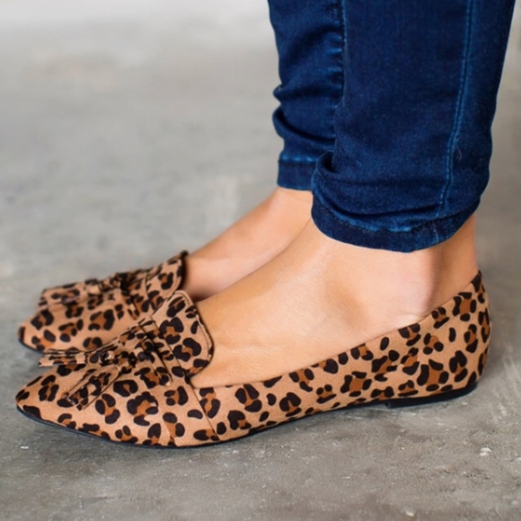🔥LAST ONE🔥Vegan Suede Leopard Flats - Picture 3 of 3